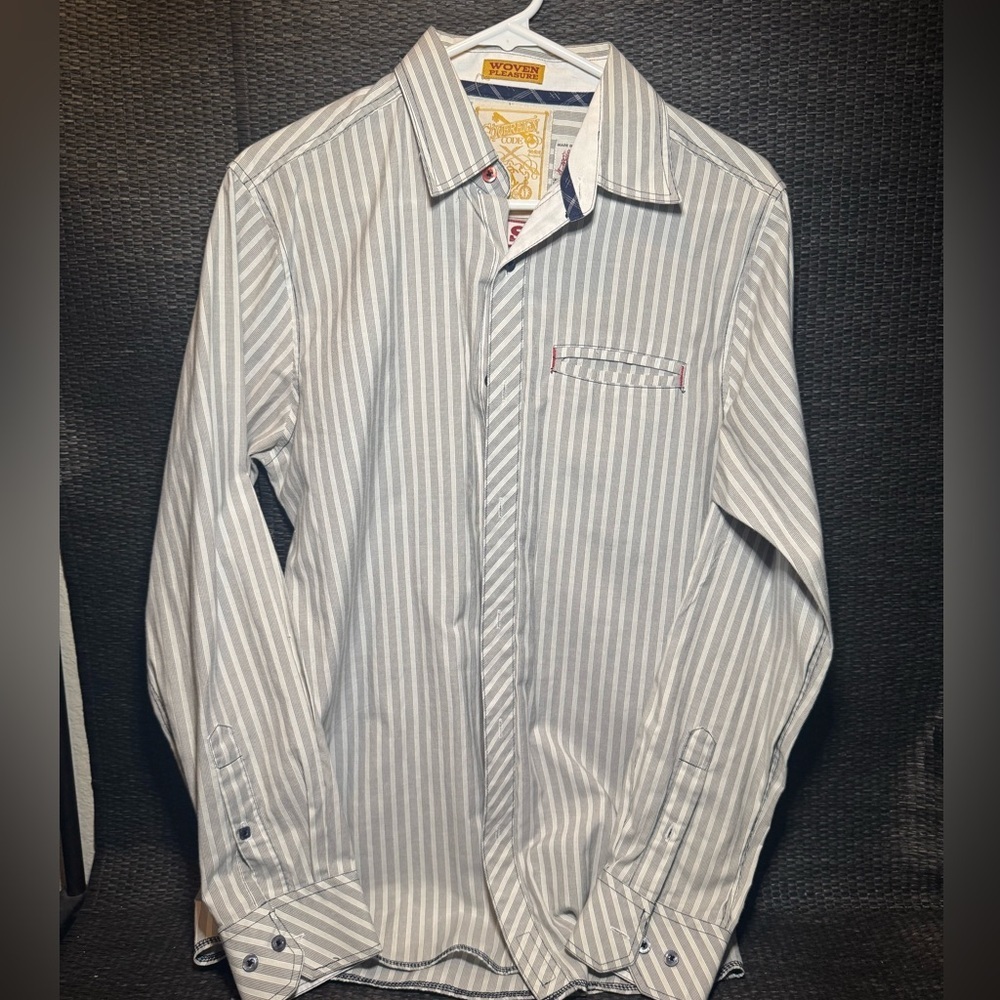 Sovereign Code Gray Casual Button Down Shirt